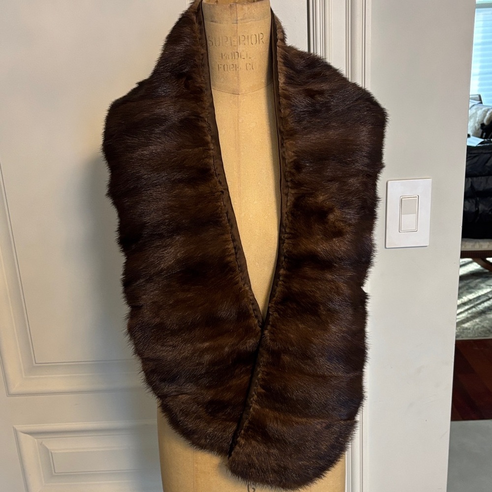 Elegant Brown Fur panel vintage